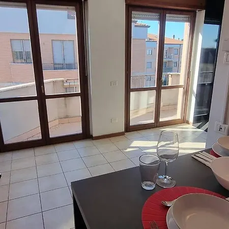Fgh Mono Locale Zona Fiera Apartment *